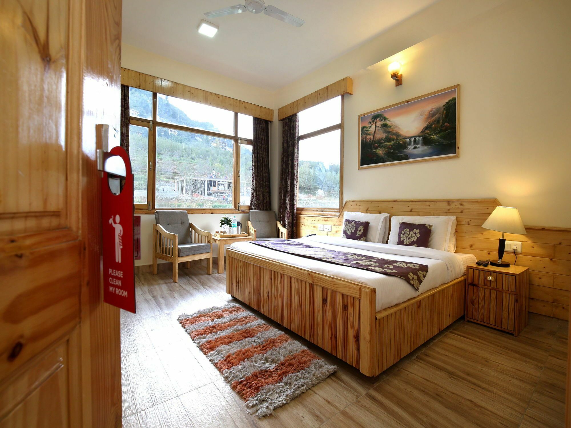 Hotel Oyo 9995 Plaza